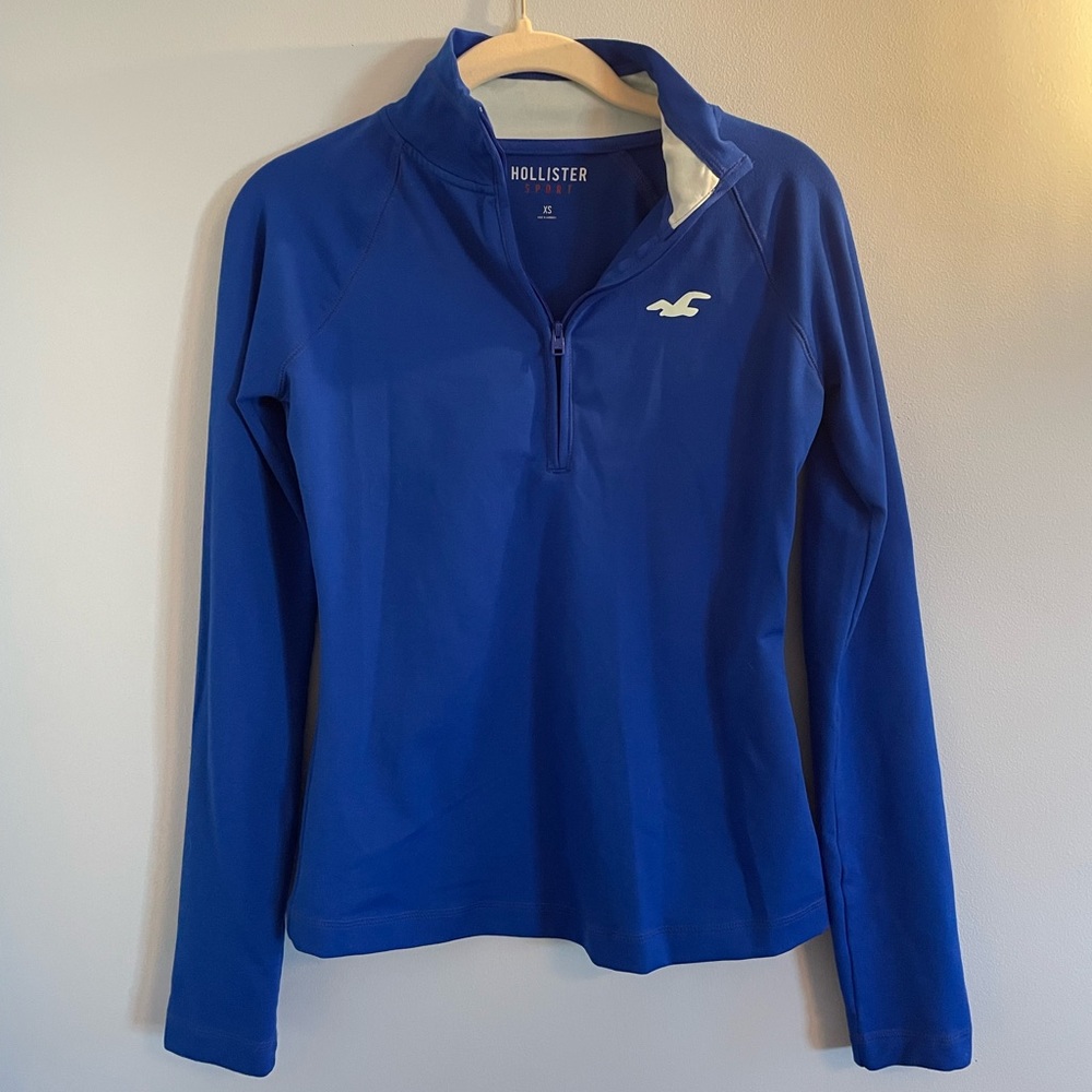 Workout quarter zip